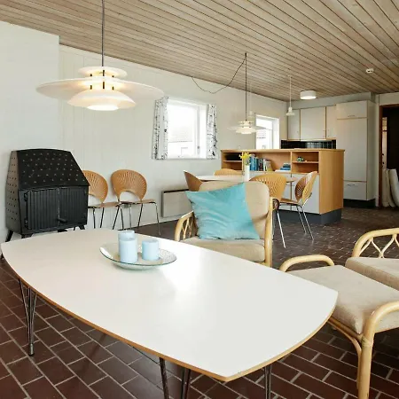 Two-bedroom Holiday In Farso 8